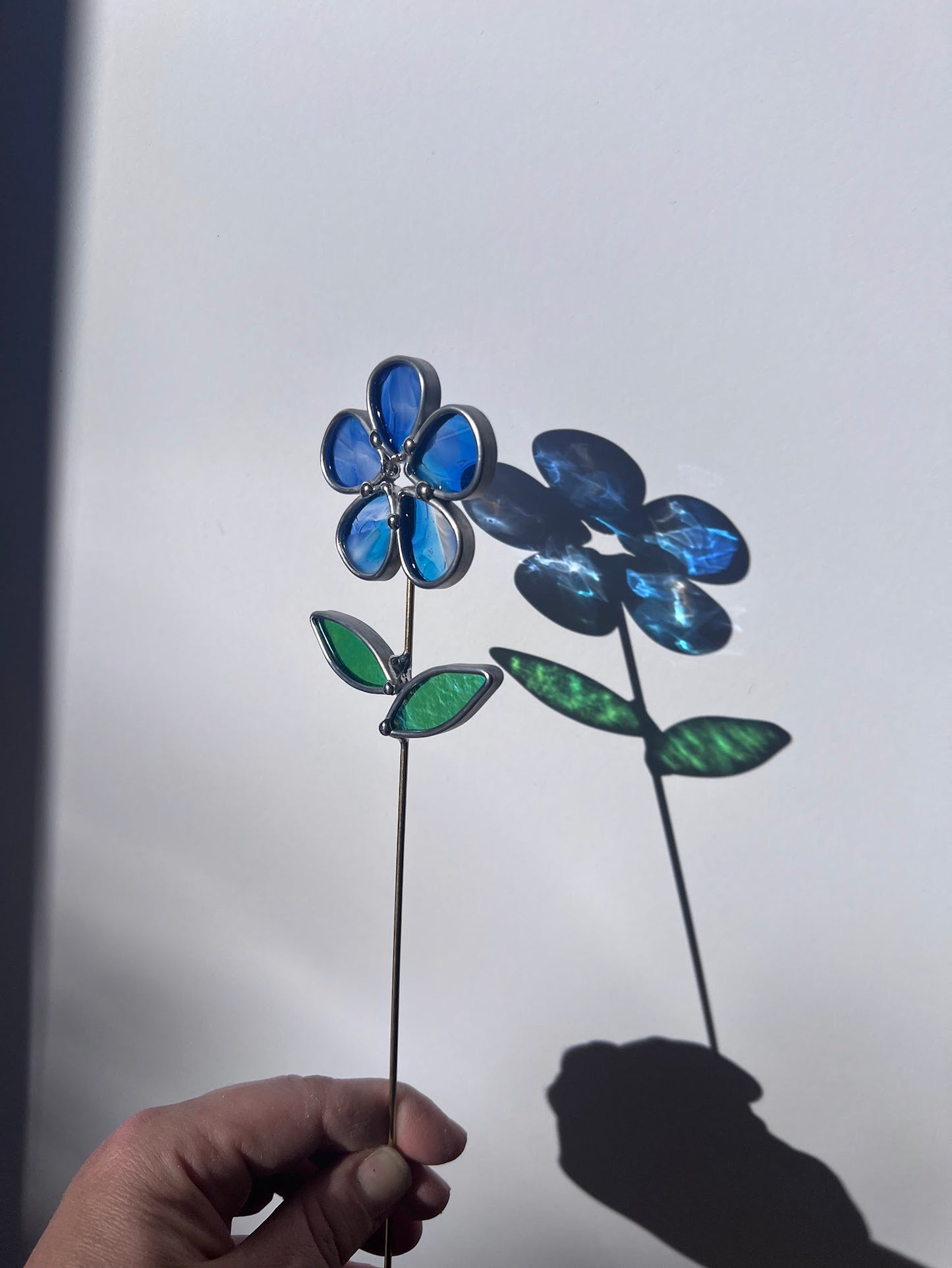 Premium Hand Blown Stained Glass Water Blue Daisy