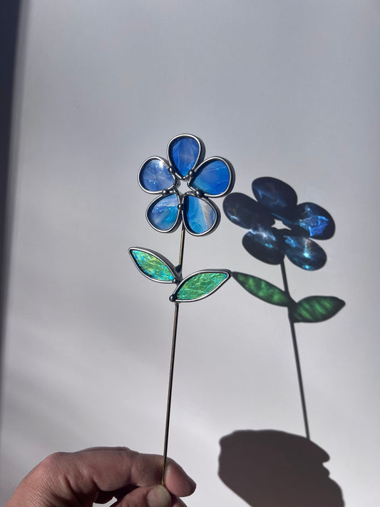 Premium Hand Blown Stained Glass Water Blue Daisy